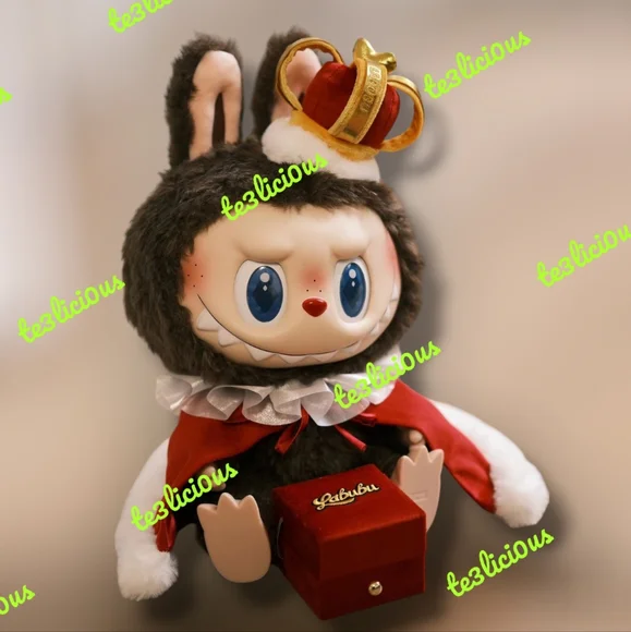 POP MART THE MONSTERS LET'S CHECKMATE KING VINYL PLUSH DOLL - Picture 2 of 15